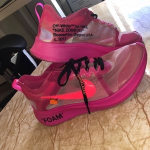 Off white zoom fly